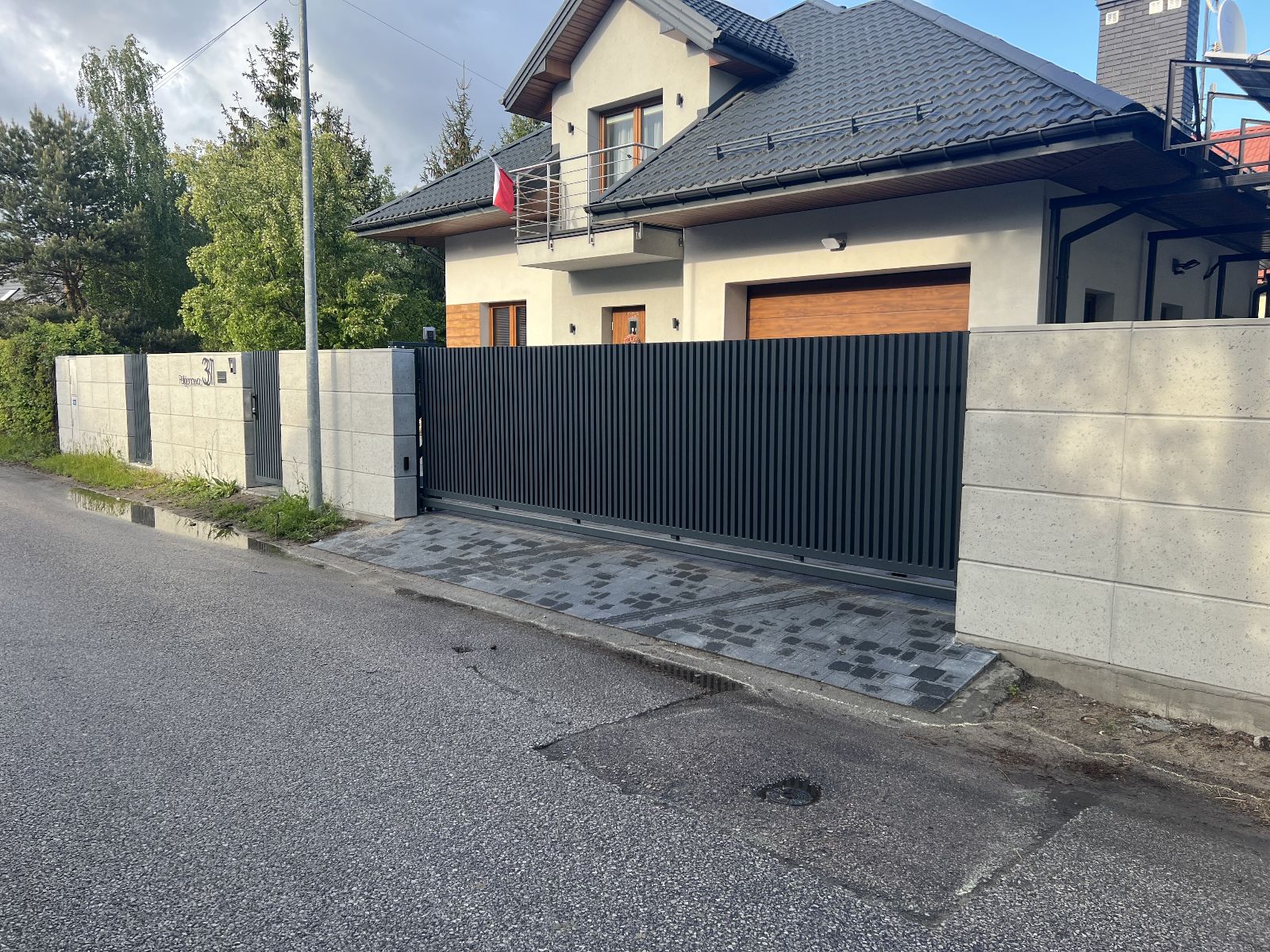 Konstrukcje stalowe – hale, kratownice, podkonstrukcje