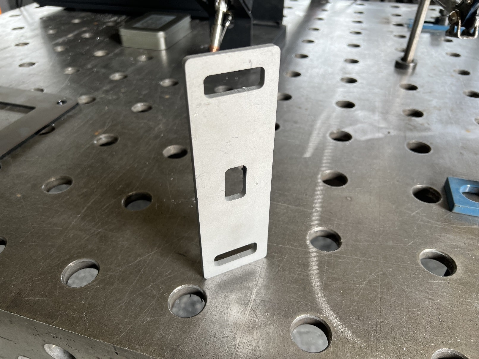 Cięcie laserowe blach – stal, aluminium, nierdzewka